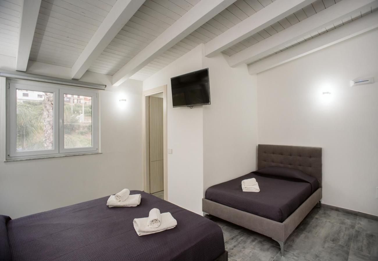Il Geranio - Resort & Suites Acquedolci Buitenkant foto